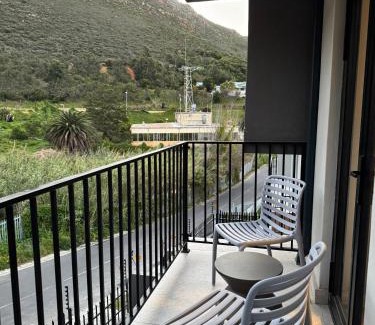 Redhill Apartment | Marina Views Simon's Town