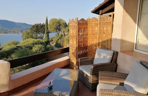 Vetricella House | MARINE Bed and breakfast facing the sea, large terrace