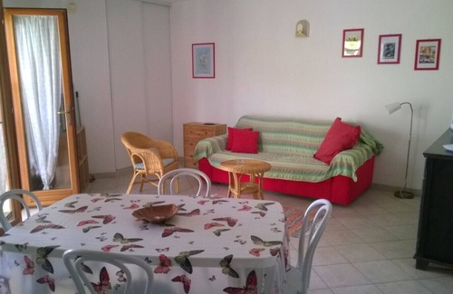 Marine de Saint Ambroggio Apartment | Marine of Sant'Ambroggio apartment in house