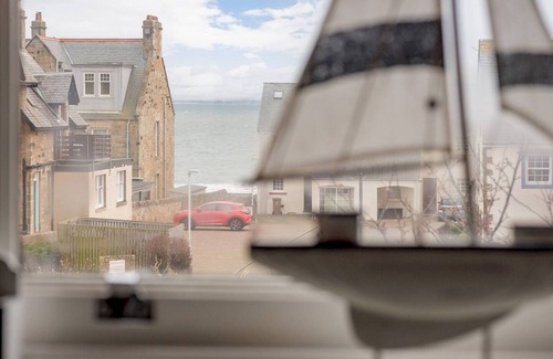 Leven Apartment | Marine Park (No 10) | Elie