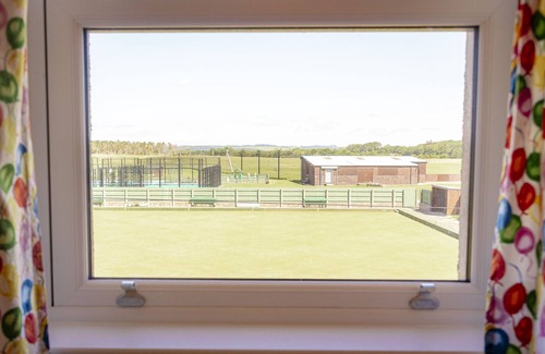 Leven Apartment | Marine Park (No 12)