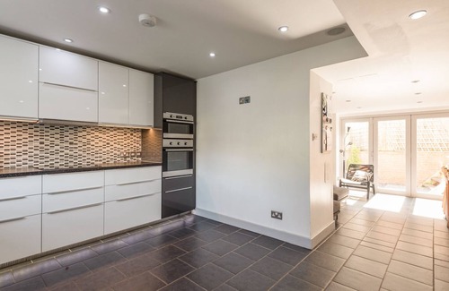 Shrewsbury Cottage | MARINE TERRACE, pet friendly, luxury holiday cottage in Shrewsbury