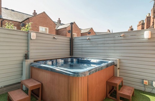 Shrewsbury Cottage | MARINE TERRACE, pet friendly, luxury holiday cottage in Shrewsbury