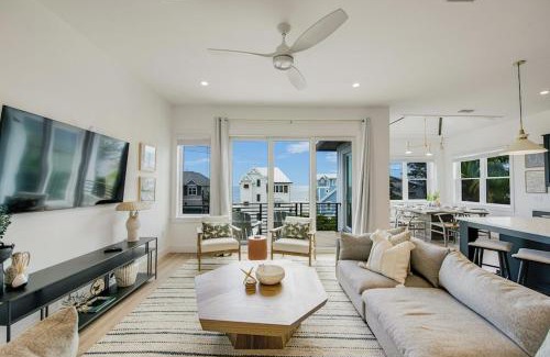 Bradenton Beach House | Mariners Crossing - Stunning Luxury Home w Gulf Views From Every Room Rooftop Deck PoolSpa