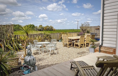 Camber Cottage | Mariners Moon - a cottage that sleeps 8 guests in 4 bedrooms