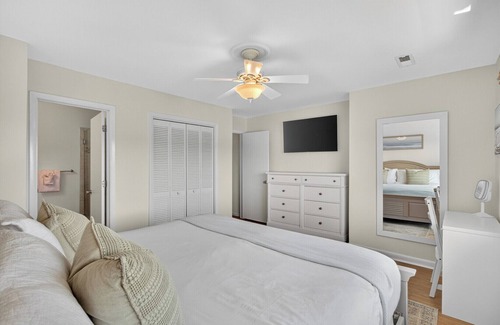 Isle of Palms Hotel | Mariners Walk 3f by Wild Dunes, Oceanfront
