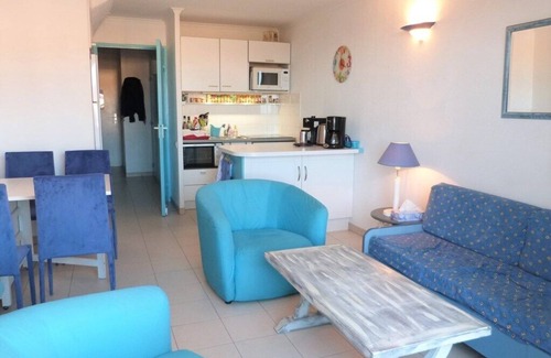 Gassin Apartment | MARINES DE GASSIN : 2-BEDROOMS APARTMENT WITH CABIN IN A RESIDENCE IN FRONT OF THE SEA WITH POOL