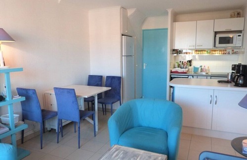 Gassin Apartment | MARINES DE GASSIN : 2-BEDROOMS APARTMENT WITH CABIN IN A RESIDENCE IN FRONT OF THE SEA WITH POOL