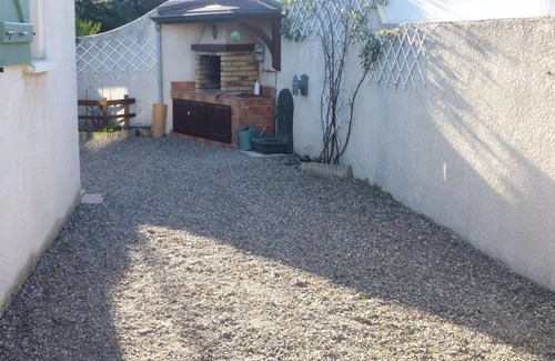 Marseillan Plage Villa | Marines Residence (res. Les) - Pleasant holiday home with large terrace and air conditioning