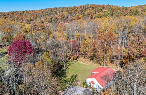Berkeley Springs Ski Chalet | Mariposa Moon Cottage at Sleepy Creek - Wifi, Deck, Fire Pit, Creekside, View