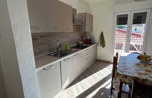 Camporosso House | Marisa Holiday House, Camporosso. In quiet area close to the sea and convenience.