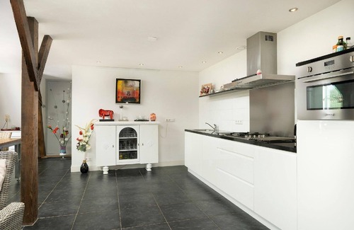 Bovenkarspel House | Markermeerlogies" half-timbered house