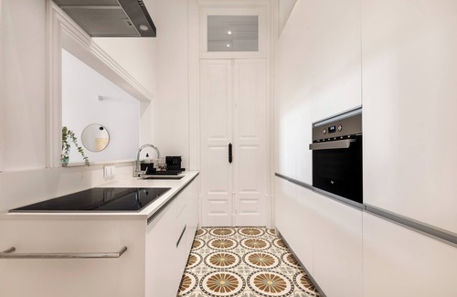 Centro / Baixa Apartment | MARKES · 🪴 Lovely 1-bedroom home w/sunny backyard