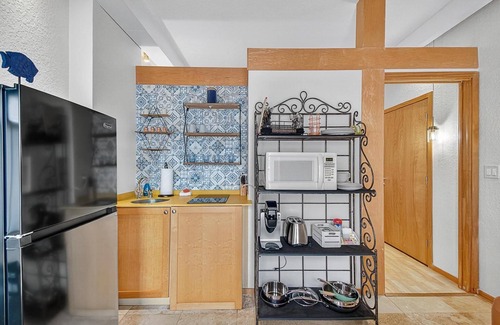 Palm Coast Condo | Market View Condo | European Village | Minutes to Beach & Restaurants
