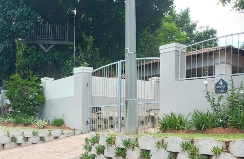 Durban North Apartment | Marks Cottages