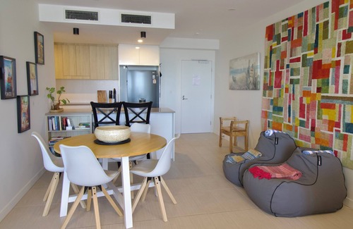 Maroochydore Apartment | Maroochy City Lights@Thecosmopolitan Unit 20802