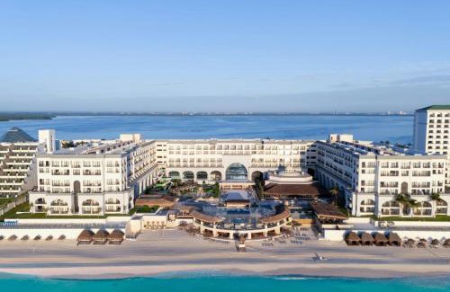 Zona Hotelera Resort | Marriott Cancun, An All-Inclusive Resort