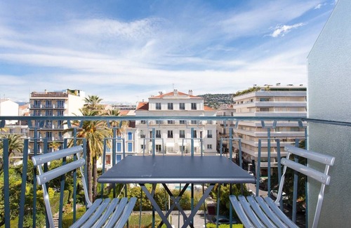 Cannes City Centre Apartment | Marriott- Croisette: Superb 3 bedrooms/3 baths