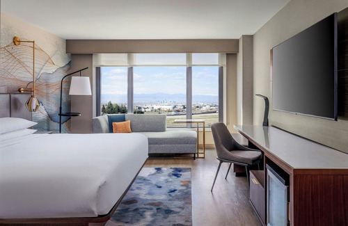 Aurora Hotel | Marriott Denver Airport at Gateway Park