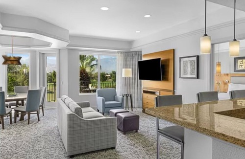 Palm Desert Resort | Marriott Desert Springs villas IInCoachella music festivaln1 bedroom villan