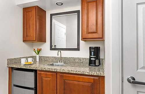 Williamsburg Apartment | Marriott Grand Vista Orlando 2 Bedroom/2 Bath suite with Kitchen
