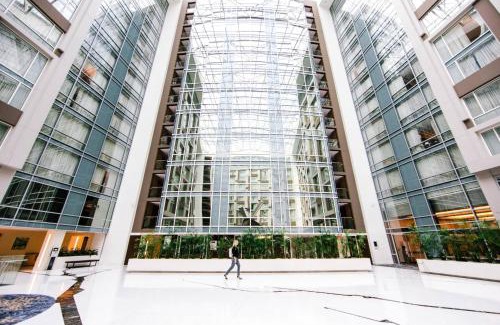 Mount Vernon Square Hotel | Marriott Marquis Washington, DC