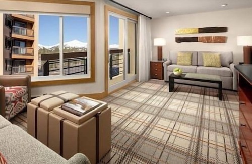 Peak 9 Resort | Marriott Mountain Valley Lodge Resort, Hot Tub, Pool, Ski