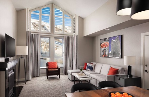 North Park City Resort | MARRIOTT MOUNTAINSIDE 2 Bdrm VillanSki In/Out with Full Resort Access