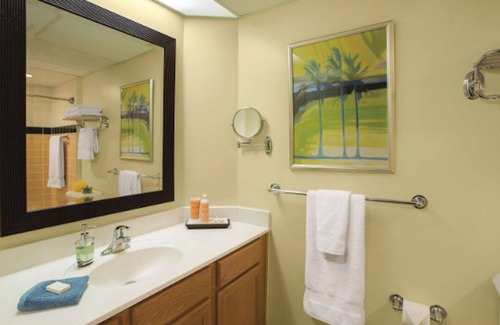 Palm Beach Shores Hotel | Marriott Ocean Pointe: Excellent amenities, two bedroom, sleeps 8