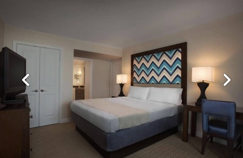 Marco Island Resort | Marriott's Crystal Shores
