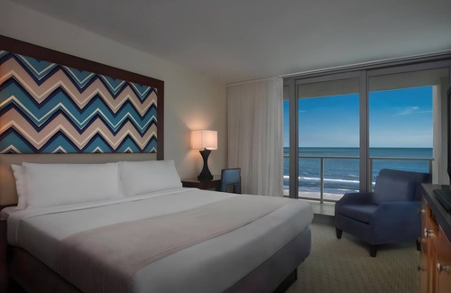 Marco Island Resort | Marriott's Crystal Shores - Many Dates Available- Highest reviewed listing!