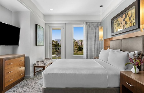 Palm Desert Resort | Marriott's Desert Springs Villas-Spacious 2 BR villa-fabulous golf and pools!