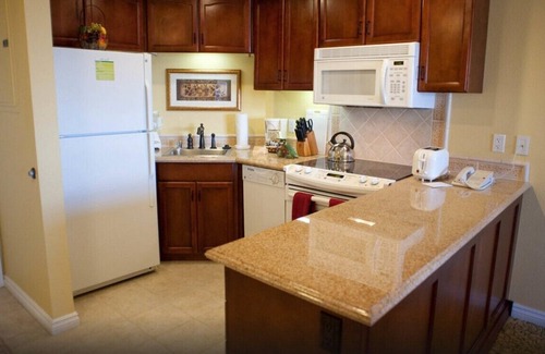 Las Vegas Hotel | Marriott's Grand Chateau One Bedroom Suite with kitchen Sleeps 4-Las Vegas