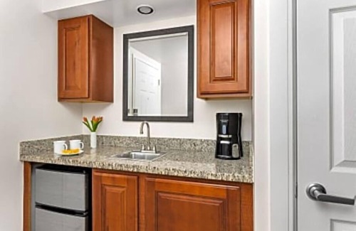 Williamsburg Villa | Marriott's Grand Vista Resort - Perfect for Families & Theme Park Lovers!