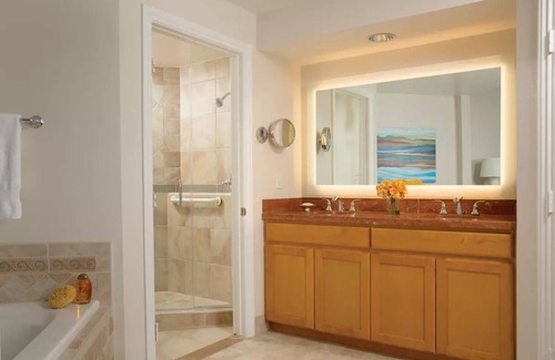 Newport Coast Hotel | Marriott's Newport Coast Villas - 2 Bedroom 2 Bath - Full Resort Access
