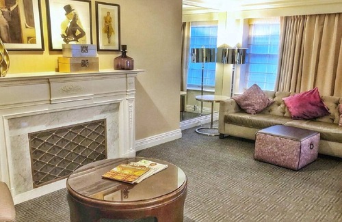 Connecticut Ave - K Street Resort | Marriott's Vacation Club Pulse at The Mayflower Deluxe Guest Room