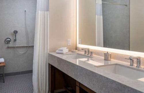 Waikiki Hotel | Marriott Vacation Club, Waikiki (Studio)