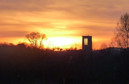 Larchant Bed & Breakfast | Marsh Court House in Larchant