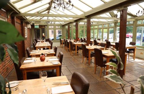Wootton Bassett Hotel | Marsh Farm Hotel