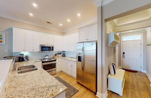 Litchfield by the Sea Villa | Marsh Hawk Escape Charming 3 BR Villa Marsh Views