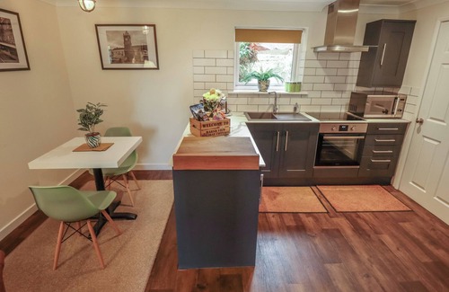 Skegness Cottage | MARSH VIEW COTTAGE, pet friendly in Wainfleet All Saints