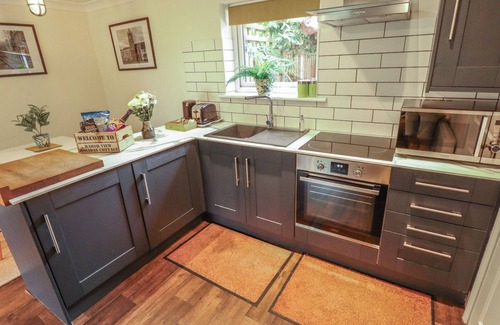 Skegness Cottage | MARSH VIEW COTTAGE, pet friendly in Wainfleet All Saints