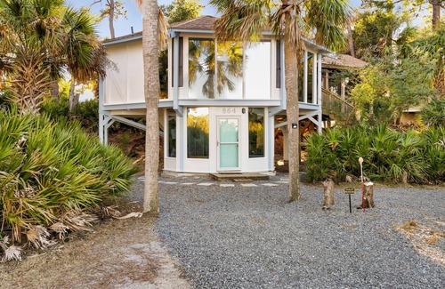 Saint Helena Island Cottage | Marsh View Treehouse Retreat on Fripp Island