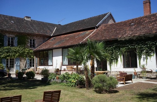 Martel House | Martel Quercy House with garden in Martel