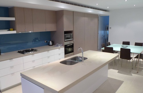 Safety Beach Apartment | Martha Cove Apartment