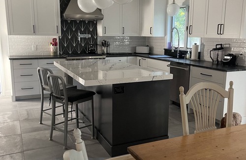 Vineyard Haven House | Martha’s Vineyard newly renovated house. Walk to downtown, boat and beach.