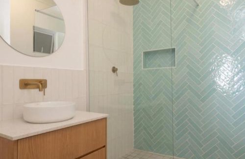 Shaka's Rock Apartment | Martinique at Beachfront Apartment in Shakas Rock