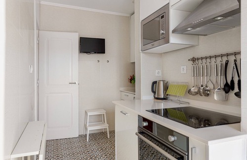 Santo Condestavel Apartment | Marvellous 2-bed flat with balcony