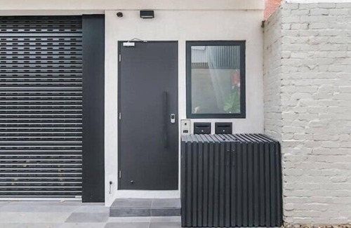 Middle Park Apartment | Marvellous Middle Park Luxury Loft+View. Sleeps 4.
