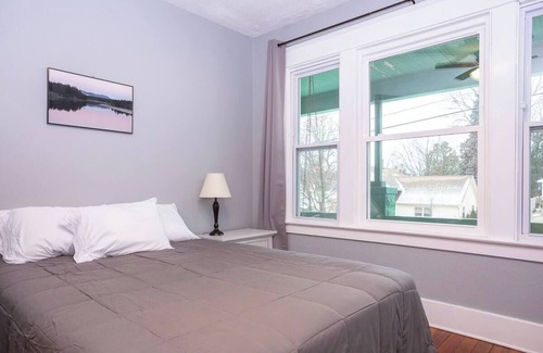 Grand Rapids House | Marvelous 2-bedroom apartment in Grand Rapids